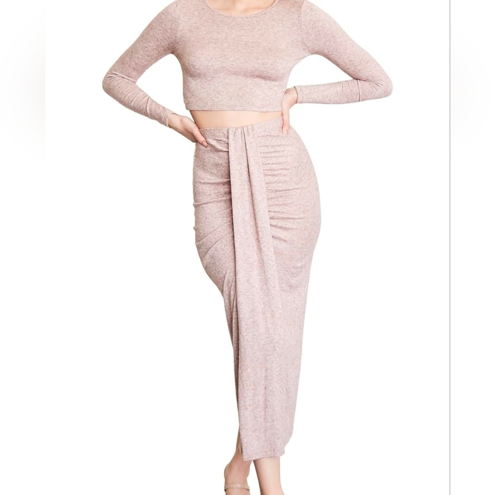 Forever 21 Beige Pencil Skirt And Top